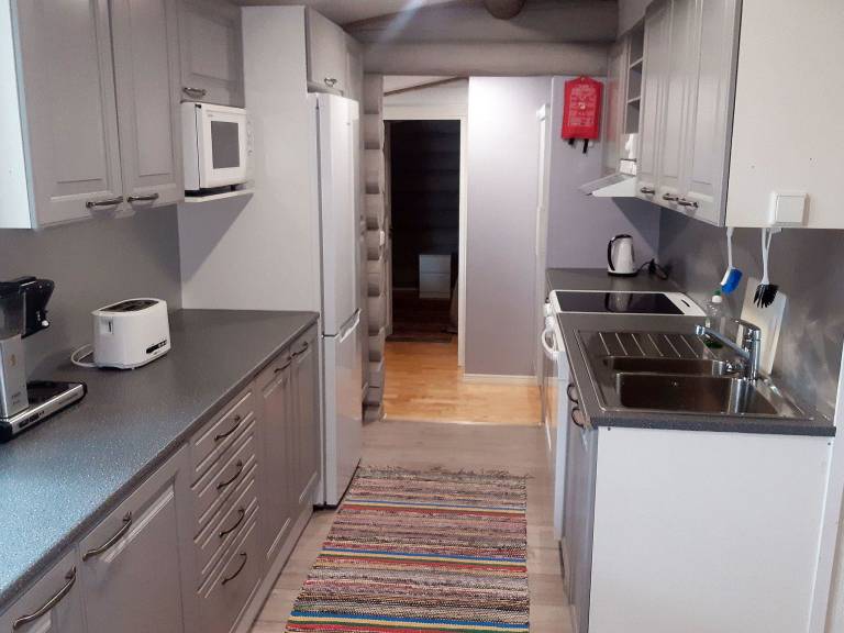 Vacation home with sauna & patio — photo 5