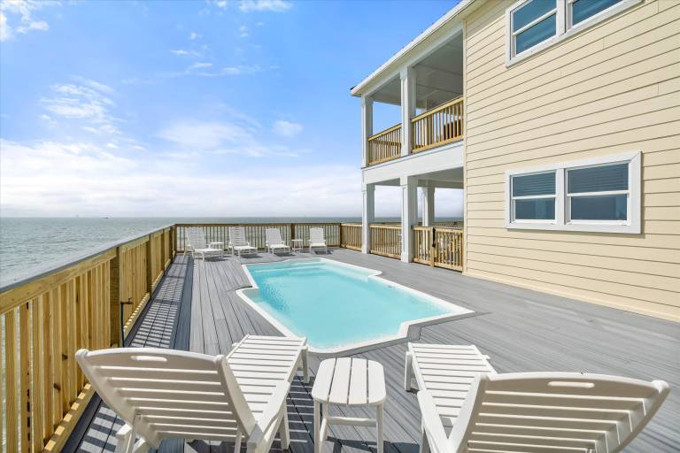 Shamrock Shores - 2941 Bienvil — photo 2
