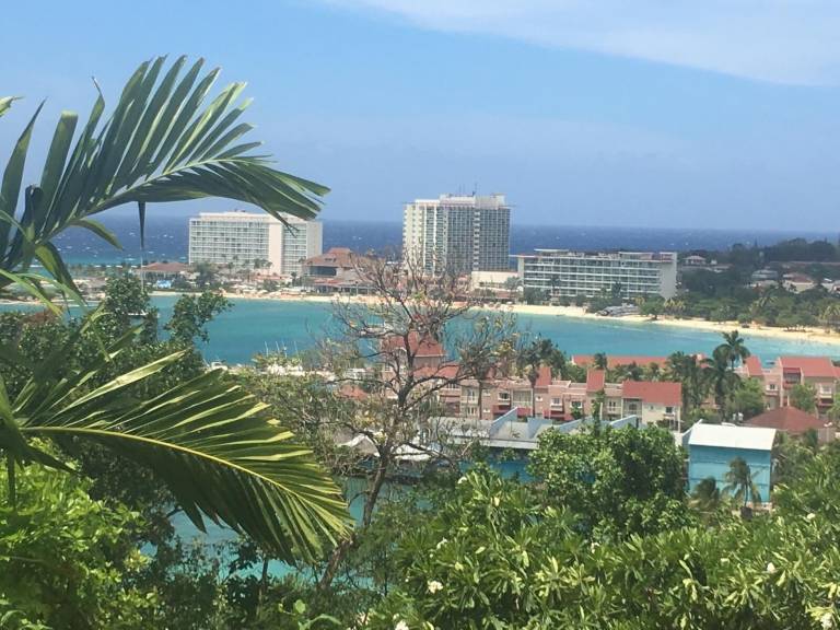 House Ocho Rios