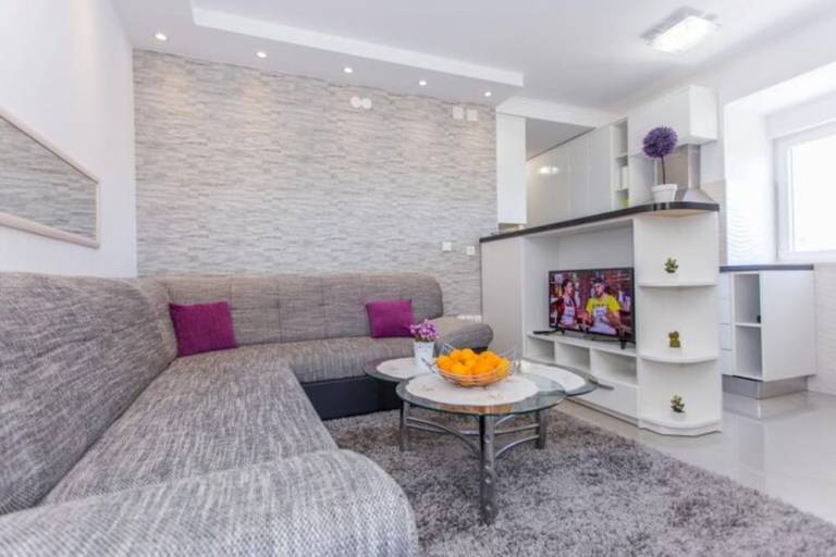 Apartament Doli