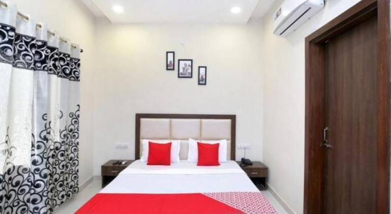 Forever inn hotel near golden temple — photo 4