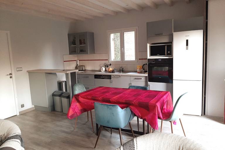 Holiday Home 'La Maison Des Mésanges' with Private Terrace, Wi-Fi and Air Conditioning — photo 3