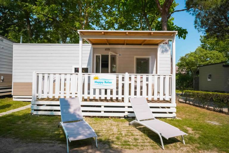 Mobilehome with air conditioning, terrace and pool — photo 2