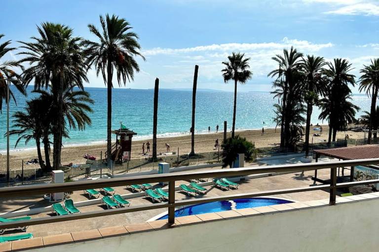 Aparthotel  Platja d'en Bossa