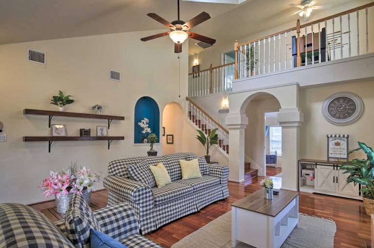 San Antonio Home w/ Pool & Hot Tub Near SeaWorld! — photo 4
