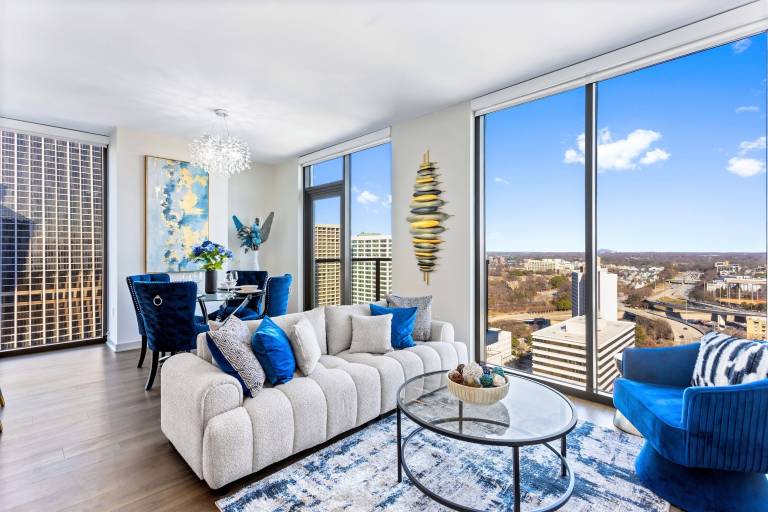 Condo Peachtree Center