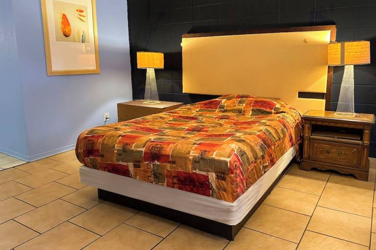 Motel  Albany