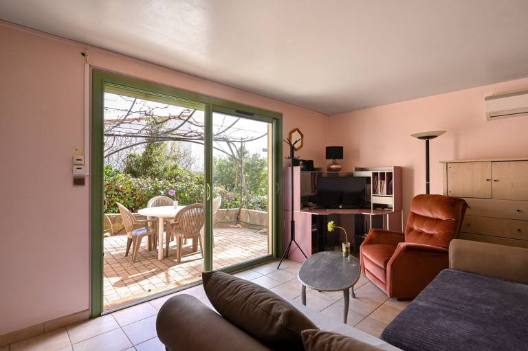 Holiday Home 'Les Cigales' with Private Terrace, Wi-Fi and Air Conditioning — photo 5