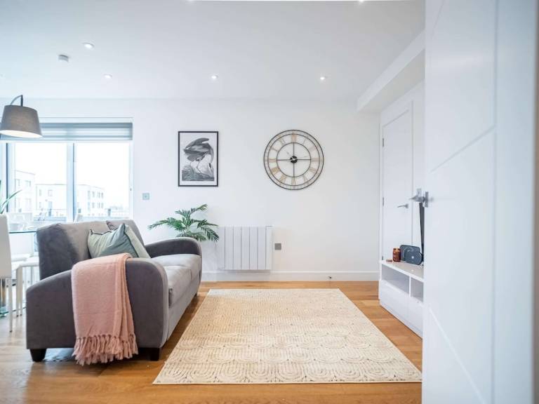 Apartment Slough