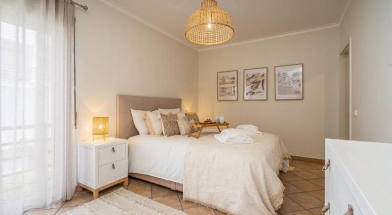Fully equipped beautiful rental apartment with patio & pool | Pets are welcome in Tavira