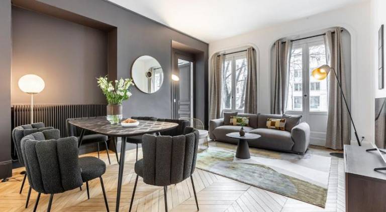 Holiday apartment | Next to Arc de Triomphe in Courbevoie