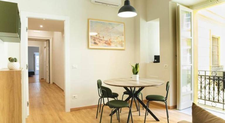 Holiday apartment | Near Naples Cathedral | Pets are welcome in Naples