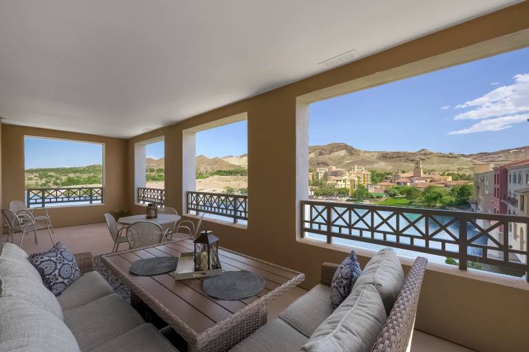Condo Lake Las Vegas
