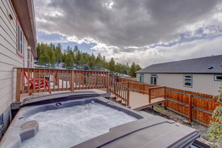 House Leadville