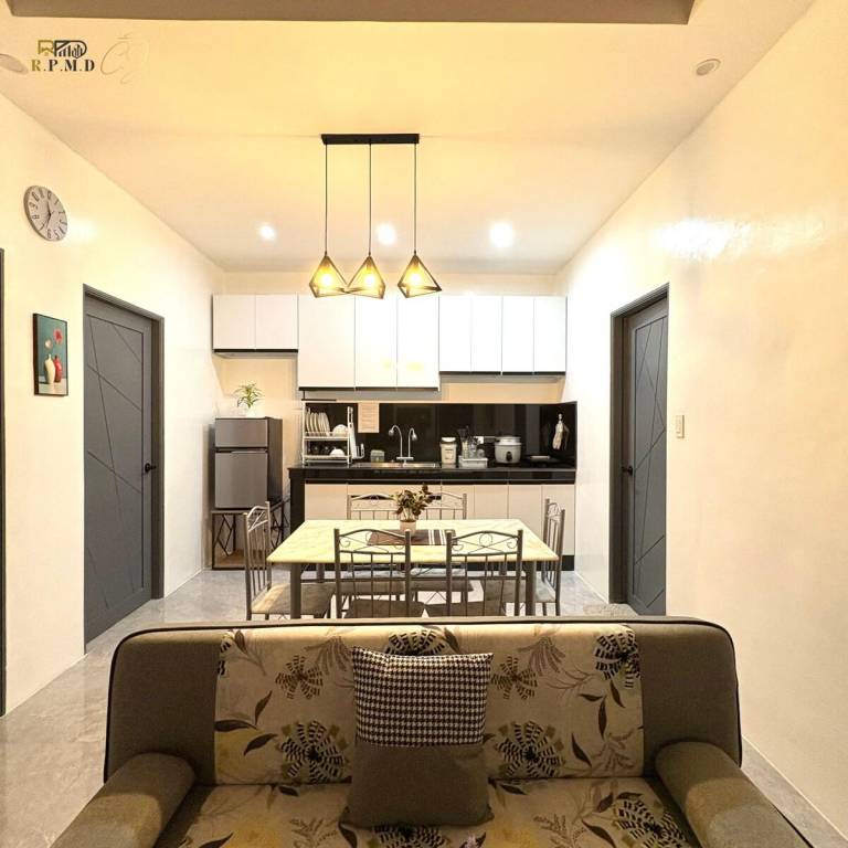 Charming vacation home with patio | Perfect for remote work | Pets are welcome — photo 5