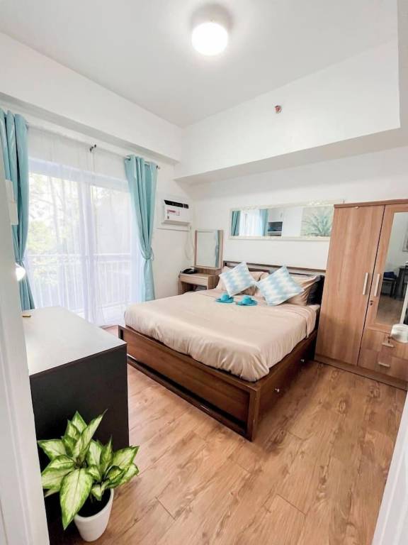 Condo Pusok