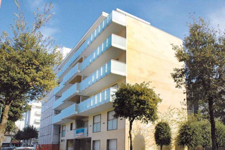 Holiday apartment with large panoramic balcony with sea view — photo 3