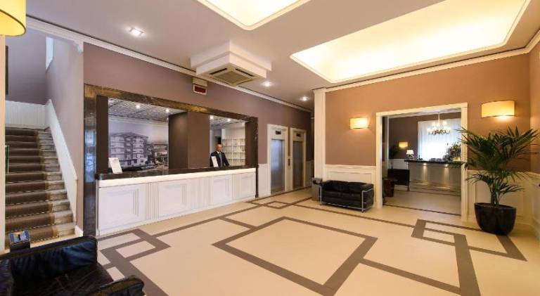 Grand Hotel & Riviera — photo 2