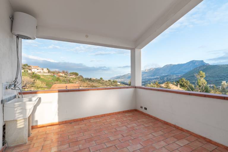 Villa with fast internet, yard & barbeque | Sea view | Dogs allowed — photo 2