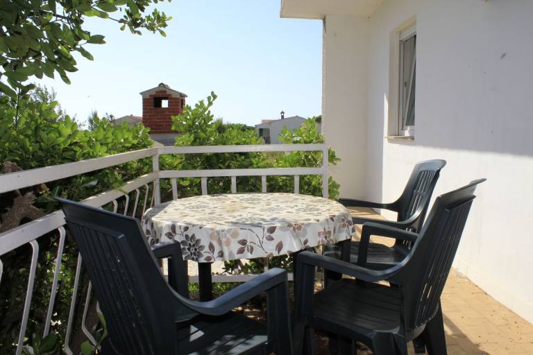 Apartament Povljana