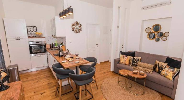 Rental apartment with terrace | Close to Diocletian's Palace — photo 4