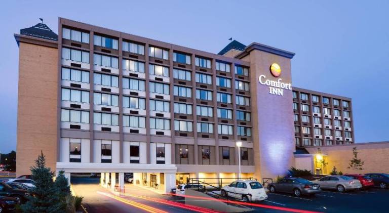 Comfort Inn & Suites Event Center in Des Moines, IA