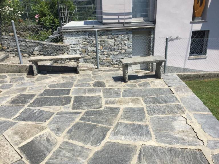 Rental apartment with garden & patio | Mountain view — photo 2