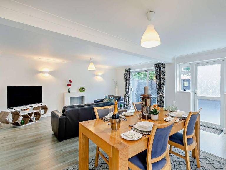 Rental apartment with yard | Pets are welcome in Warwick