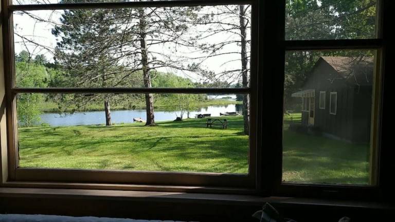 Cabin  Little Round Lake
