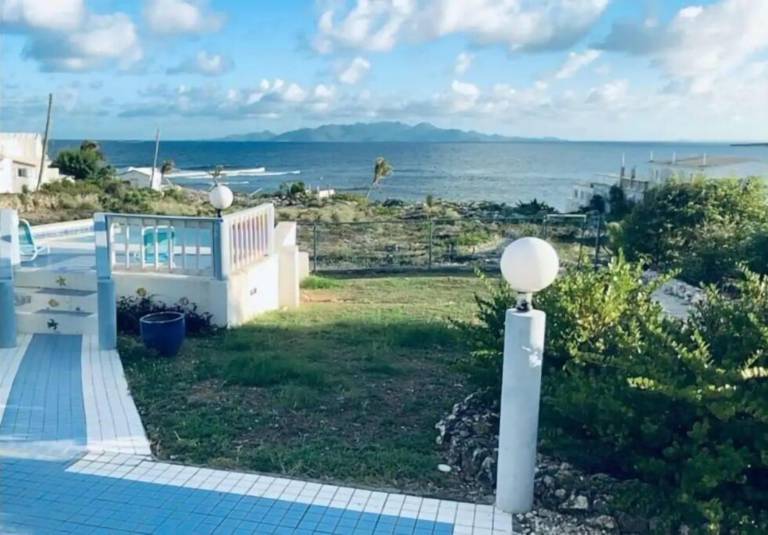 Villa Anguilla