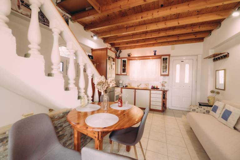 Vacation home with patio & garden | Mountain view in Archaia Olympia