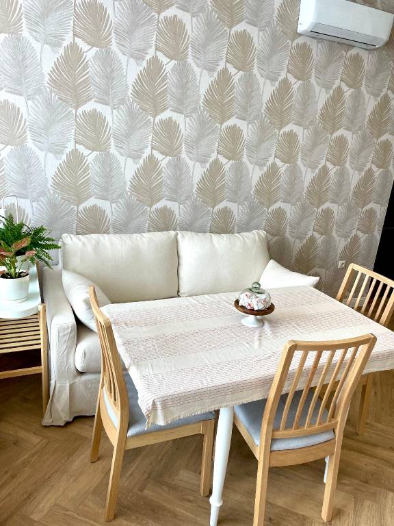 Rental apartment with pool & yard — photo 4