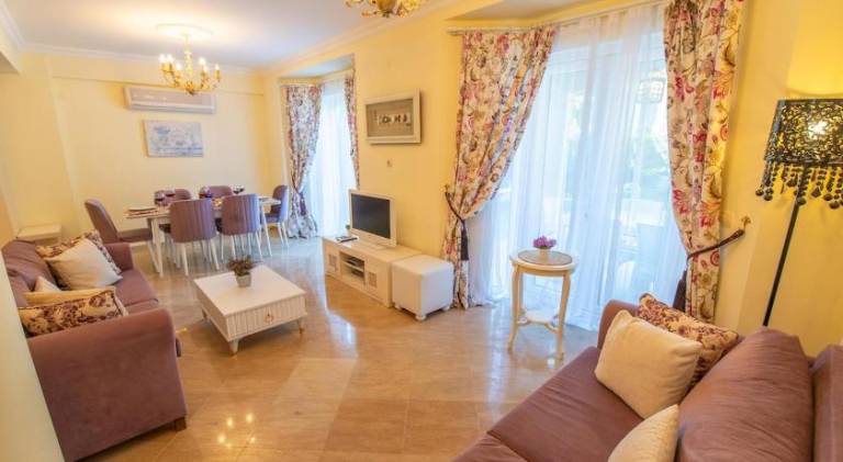 Villa with terrace & private pool in Fethiye