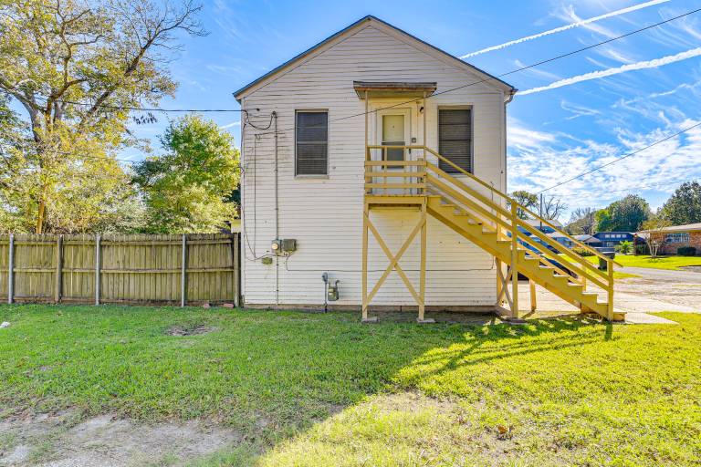 Near Sabine Lake: Pet-Friendly Apt in Port Arthur in Port Arthur, TX