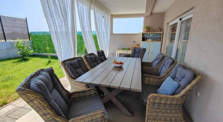Villa with pool | Pet-friendly — photo 4