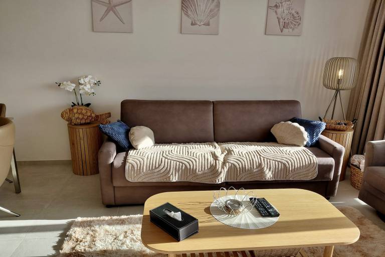 Rental apartment with jacuzzi, sauna & private pool — photo 2