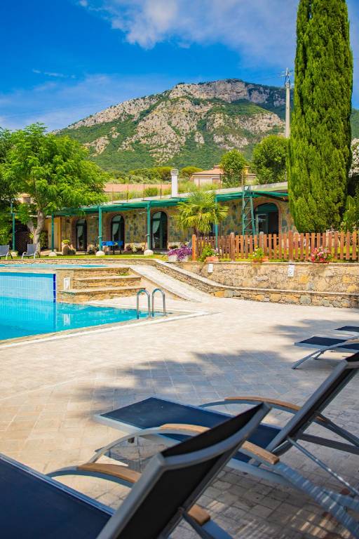 Serviced apartment with patio, garden & pool in Salerno