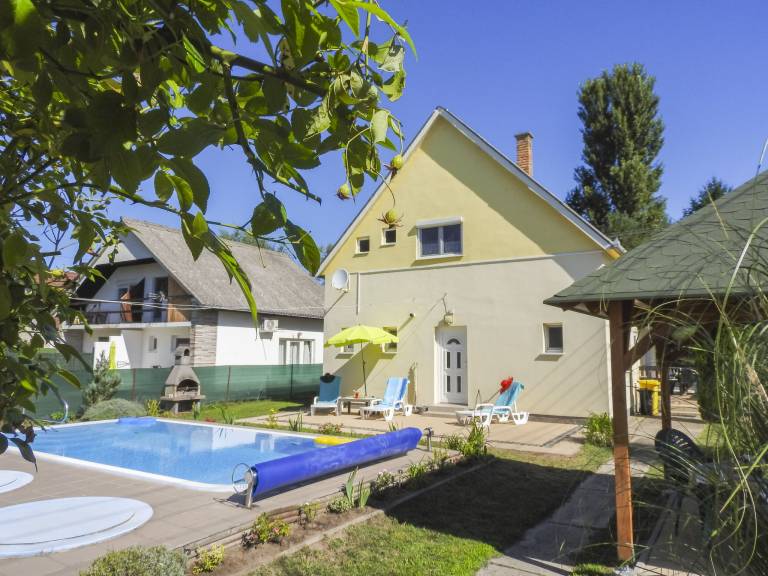 Dom Balatonmáriafürdő