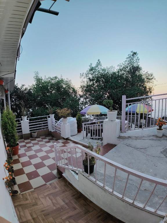 Vacation home with patio | Suitable for remote work — photo 4