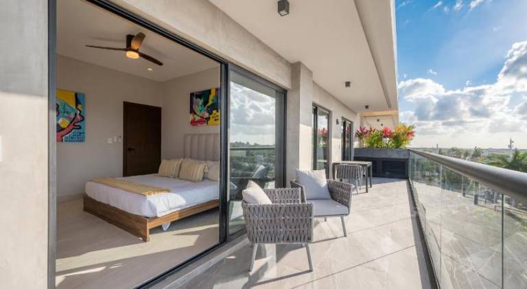 Family-oriented serviced apartment with pool, yard & terrace | Pets are welcome — photo 2