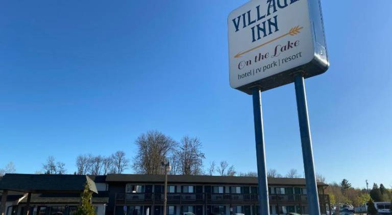Village Inn on the Lake — photo 5