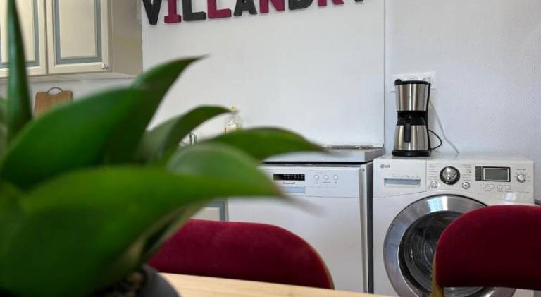 Beautiful vacation home | Pets are welcome in Chinon