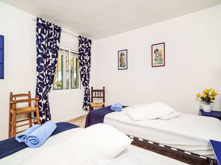 Charming house with private pool, yard & terrace | Sea view | Pet-friendly — photo 5