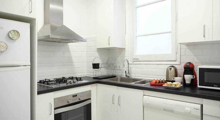 Fully equipped beautiful rental apartment | Close to Sagrada Família | Pets allowed — photo 4