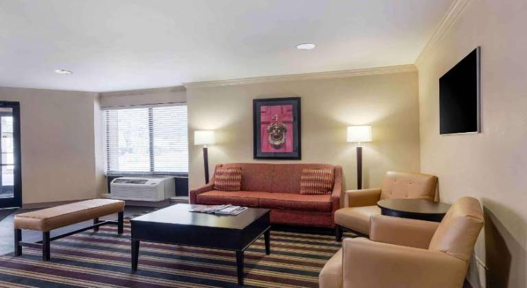 Extended Stay America Select Suites - Dallas - Farmers Branch — photo 2