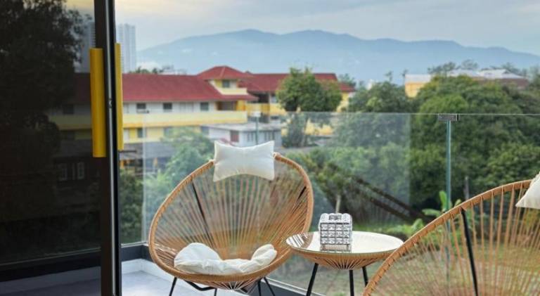 Chiang Mai near the old city brand new luxury single pool villa five-star villa B&B resort 4 bedroom — photo 5