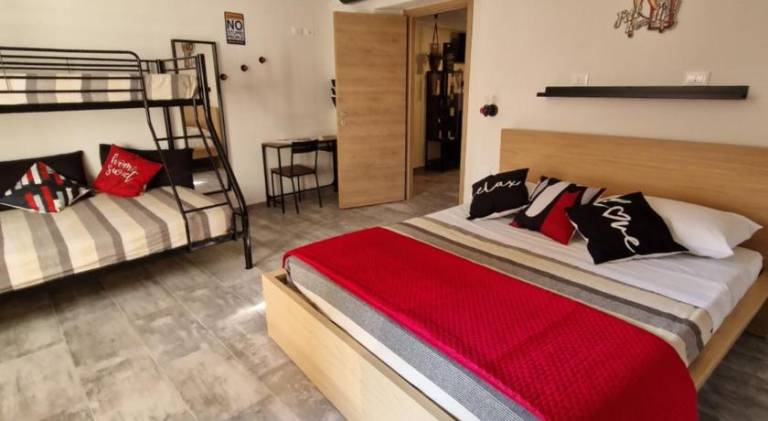 Holiday apartment with 1 room for 4 persons in Sarzana