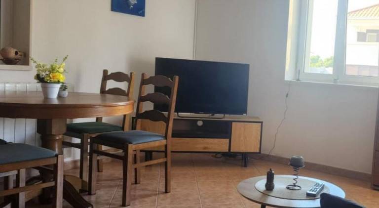 Holiday apartment with patio — photo 2