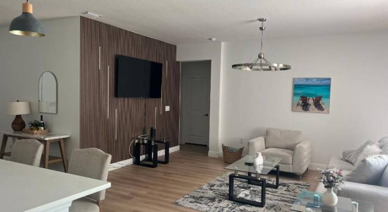 Big vacation home | Pets allowed — photo 2