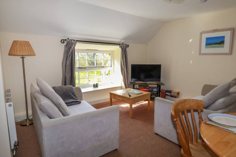 Cottage with garden | Beach view — photo 2